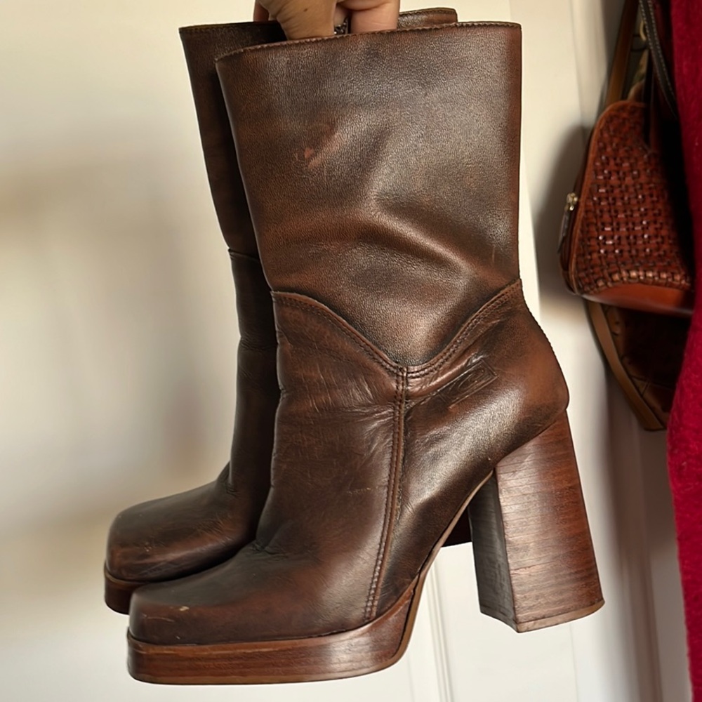 [Vtg O'Neill] Dark Brown Heeled Boots